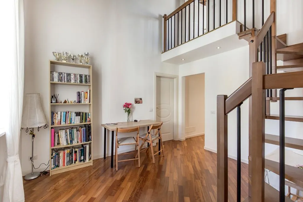 2B Holiday Home Florence Apartment
