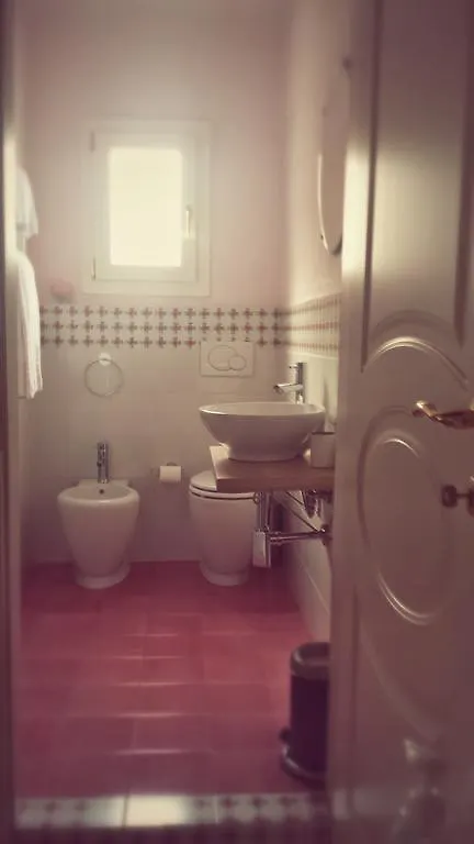 2B Holiday Home Florence 0*,