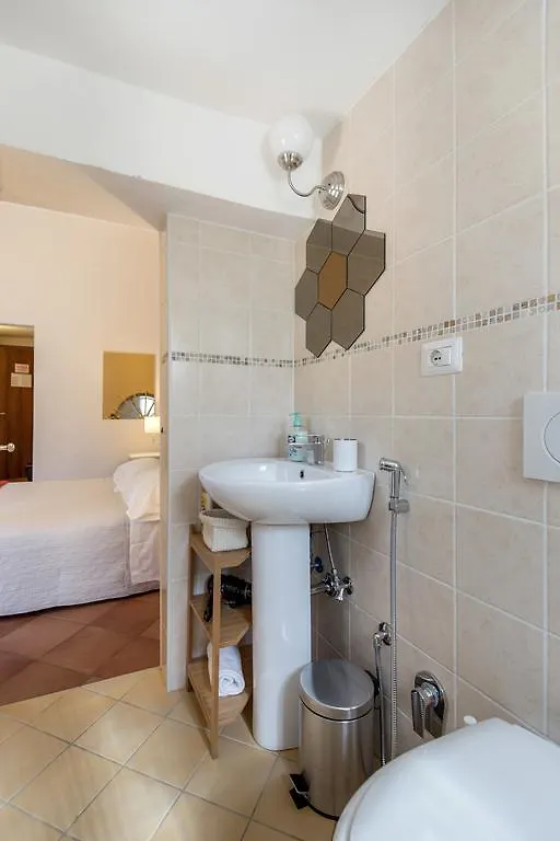 2B Holiday Home Florence